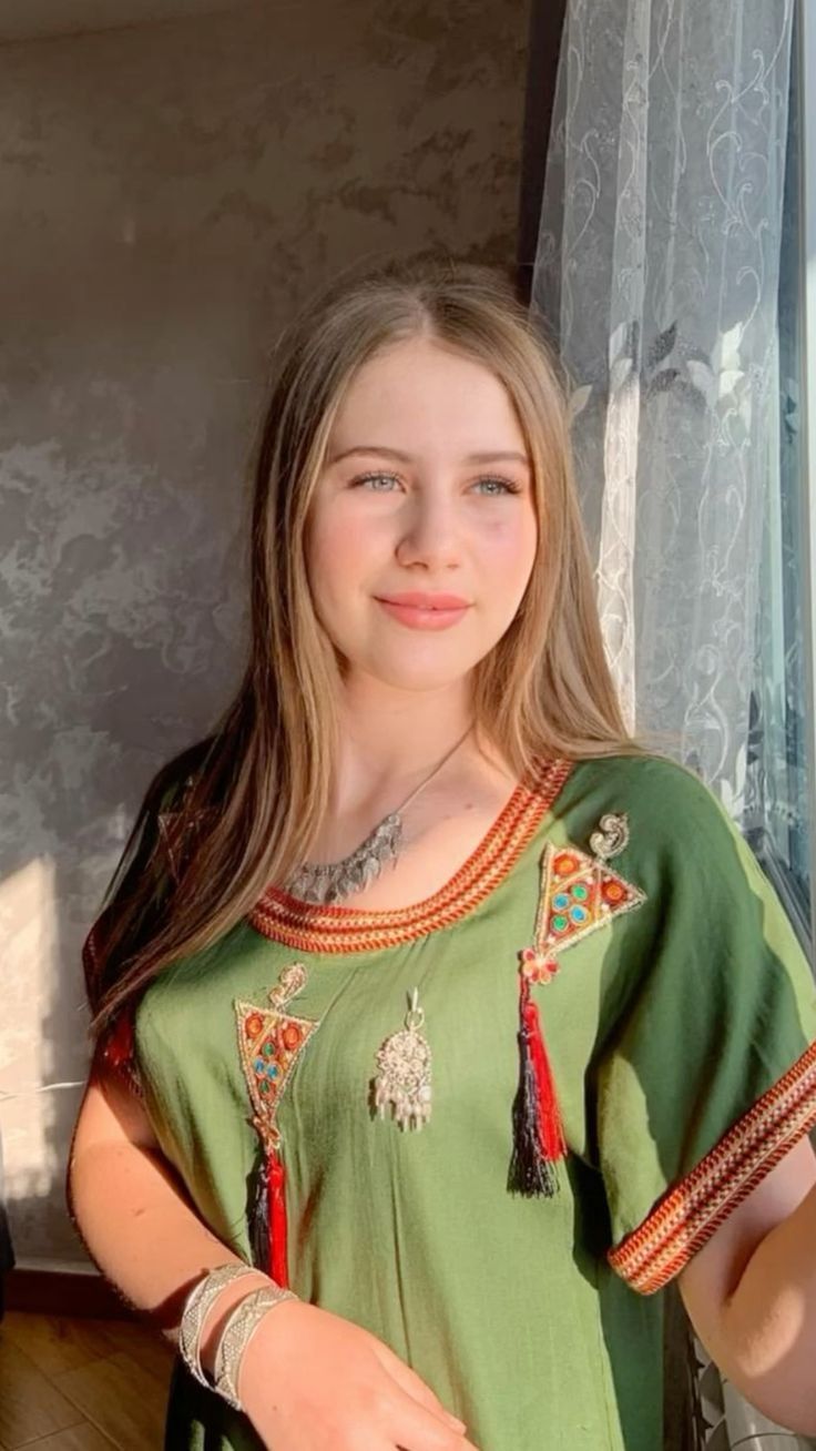 Ataşehir Yeni Çamlıca vip escort bayan